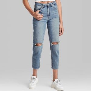 NWOT Wild Fable High Rise Mom Jean